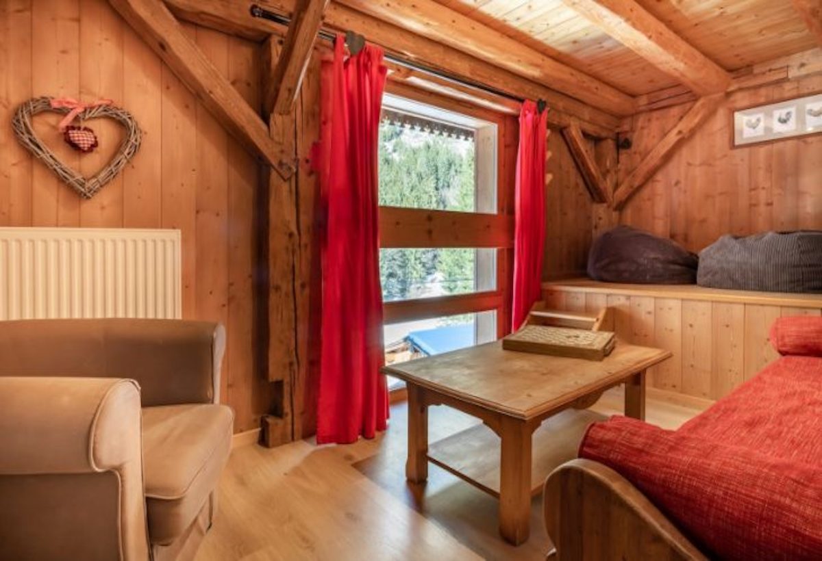 Chalet Image