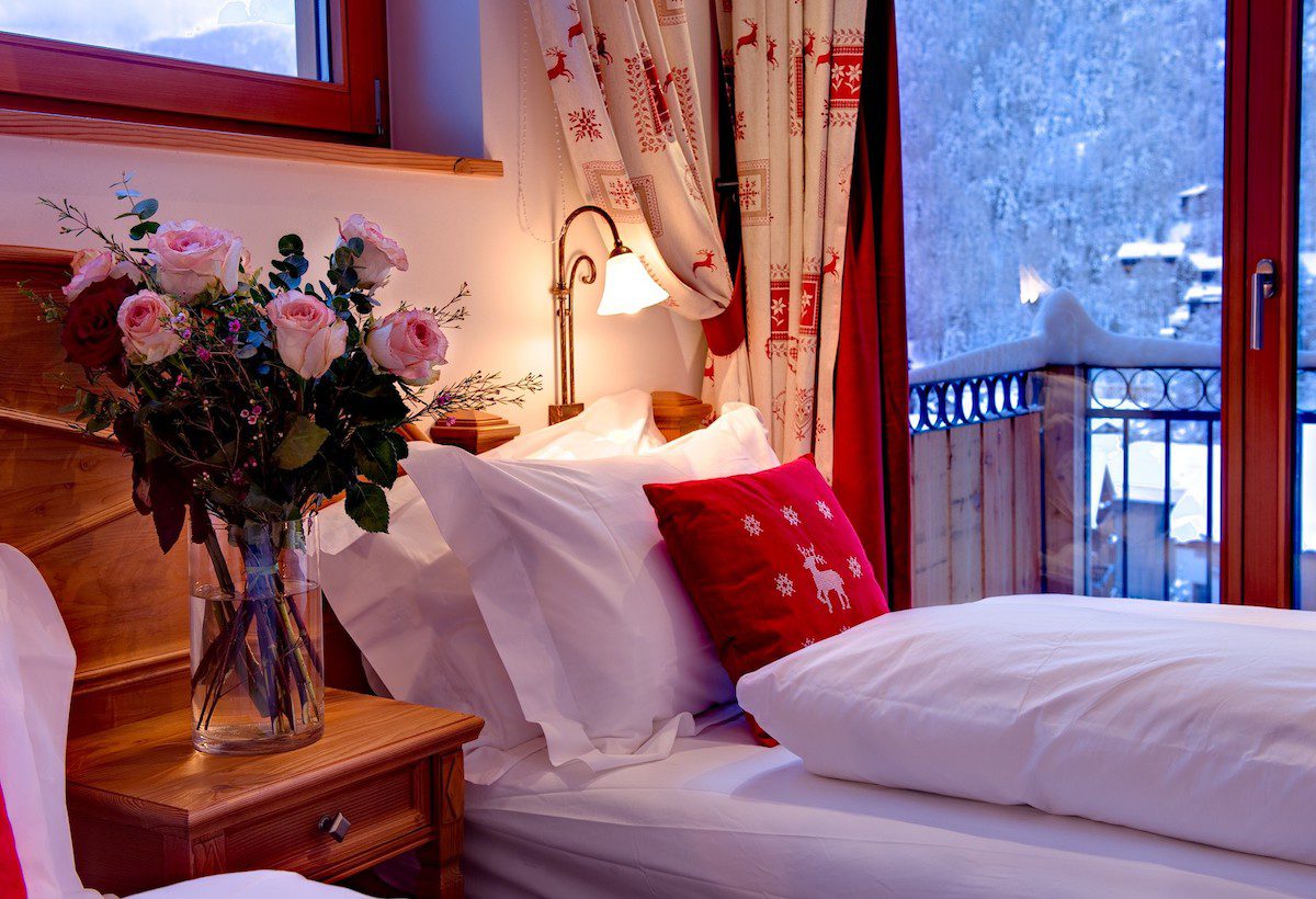 Chalet Image