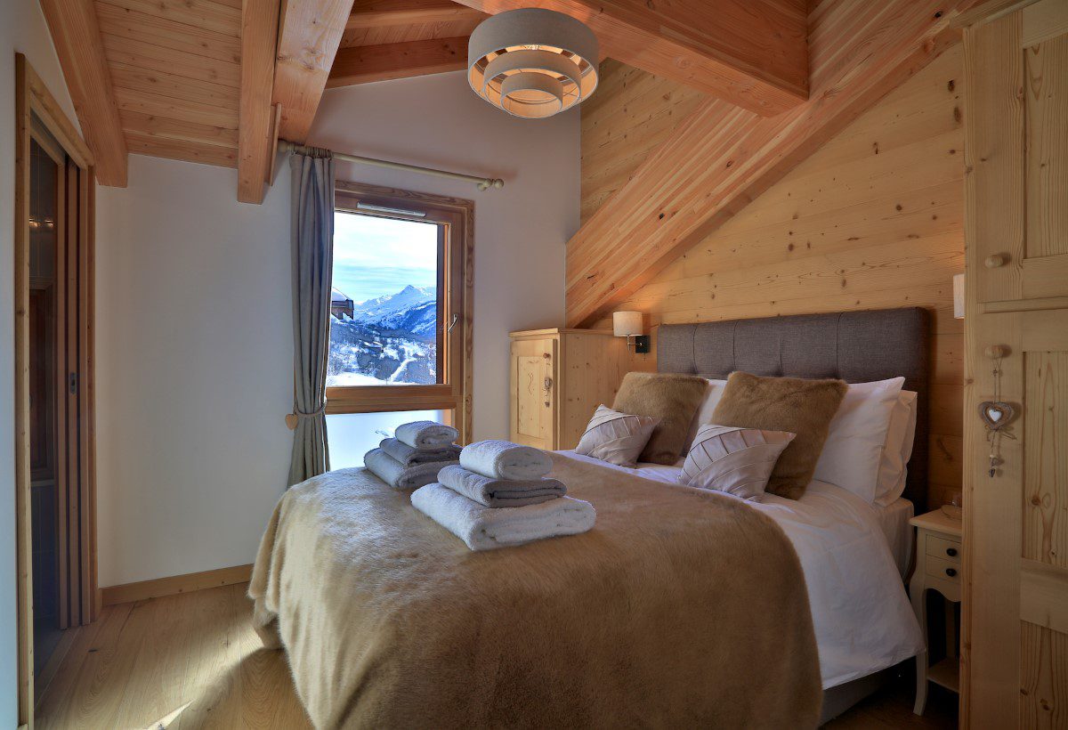 Chalet Image