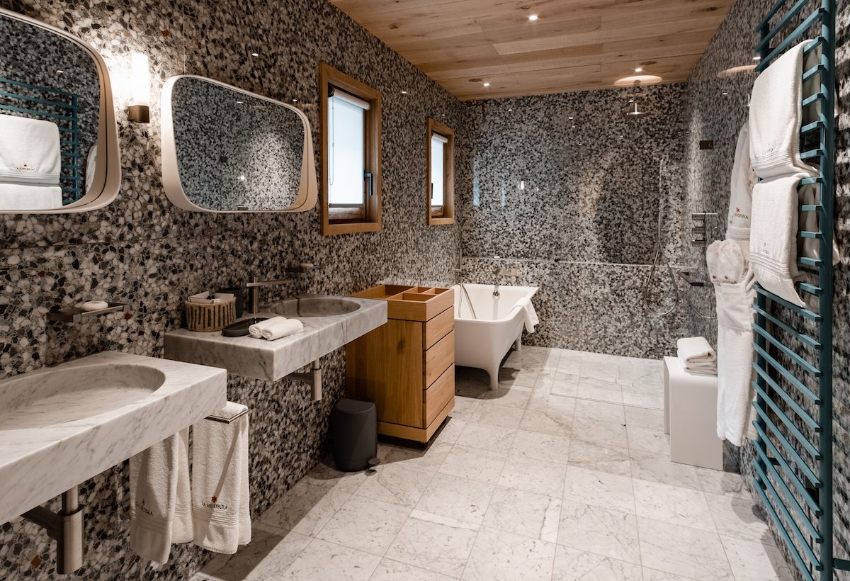 Chalet Image