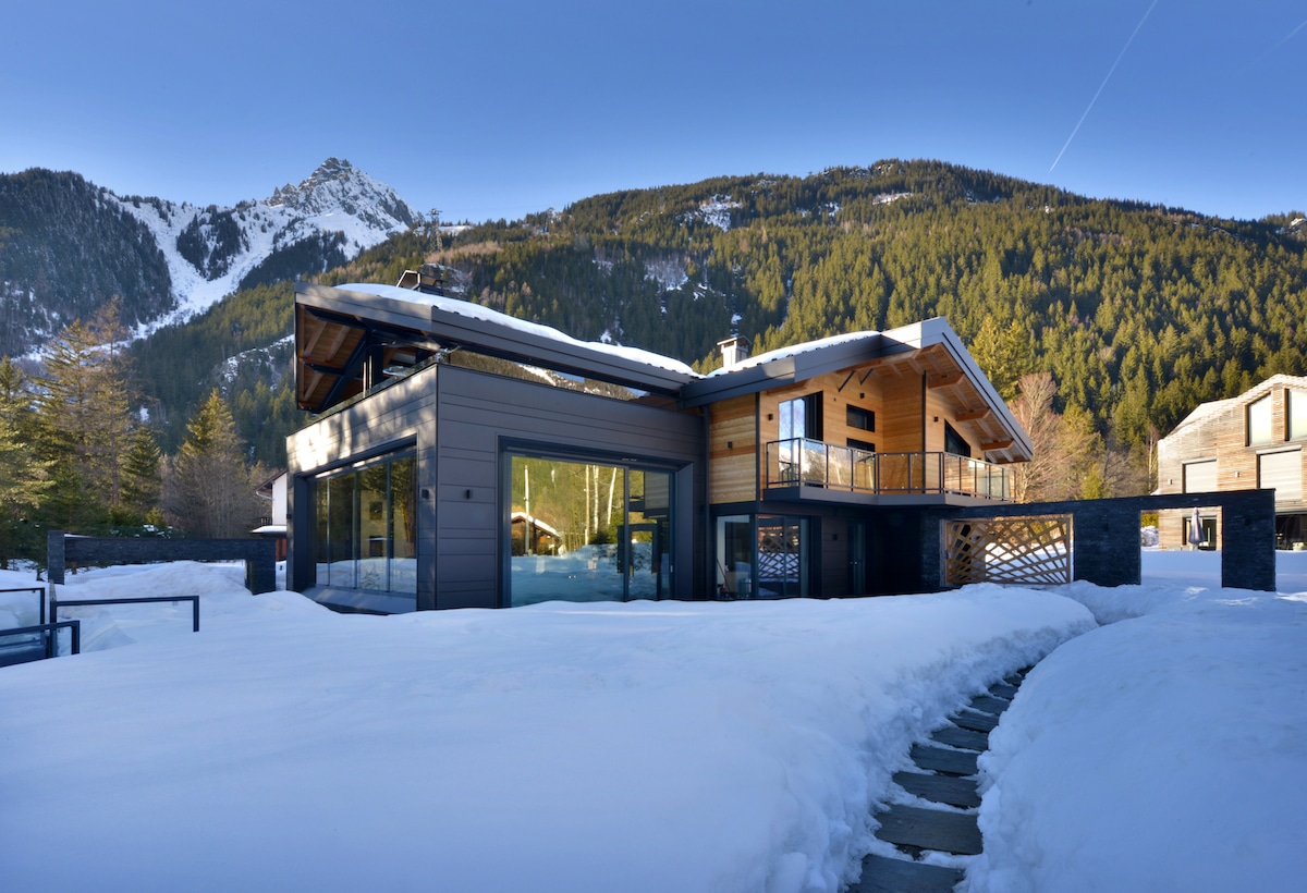 Chalet Image