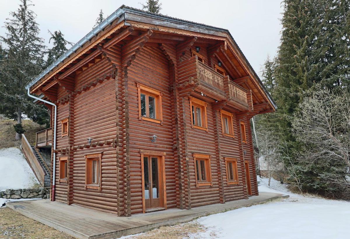 Chalet Image