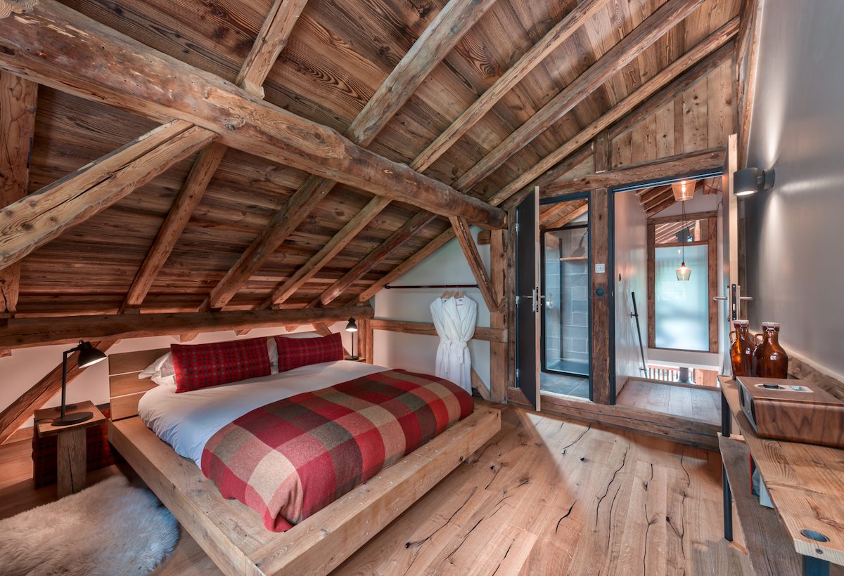 Chalet Image