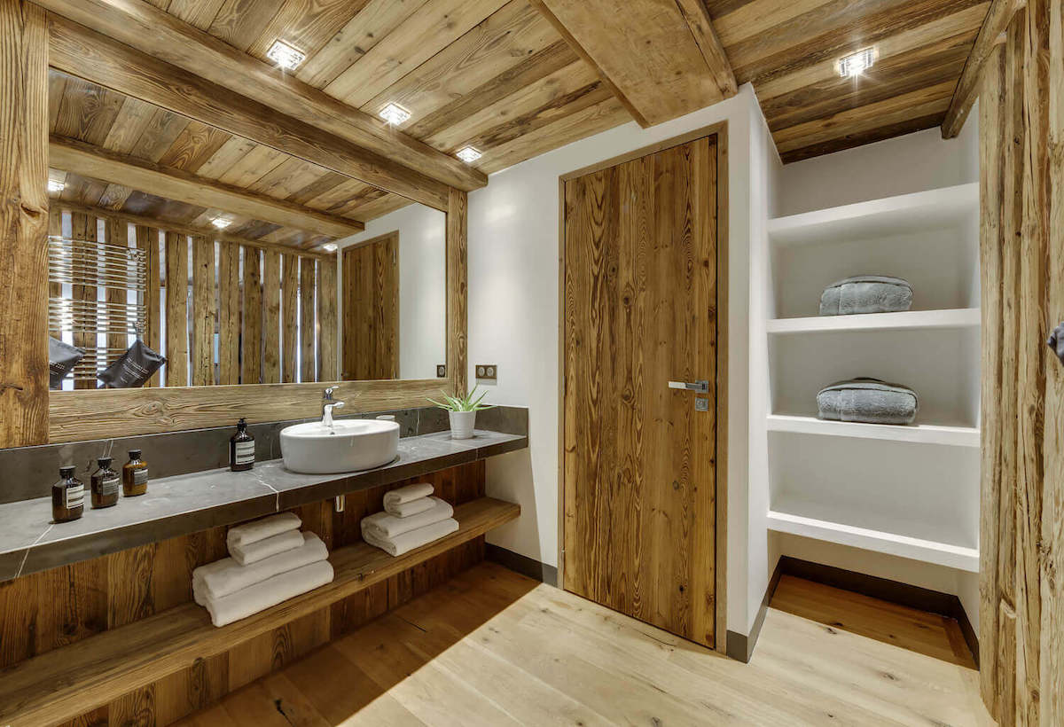 Chalet Image