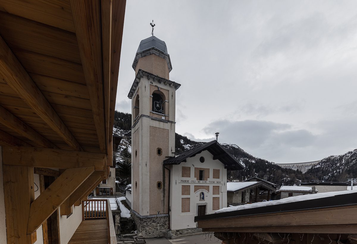 Chalet Image