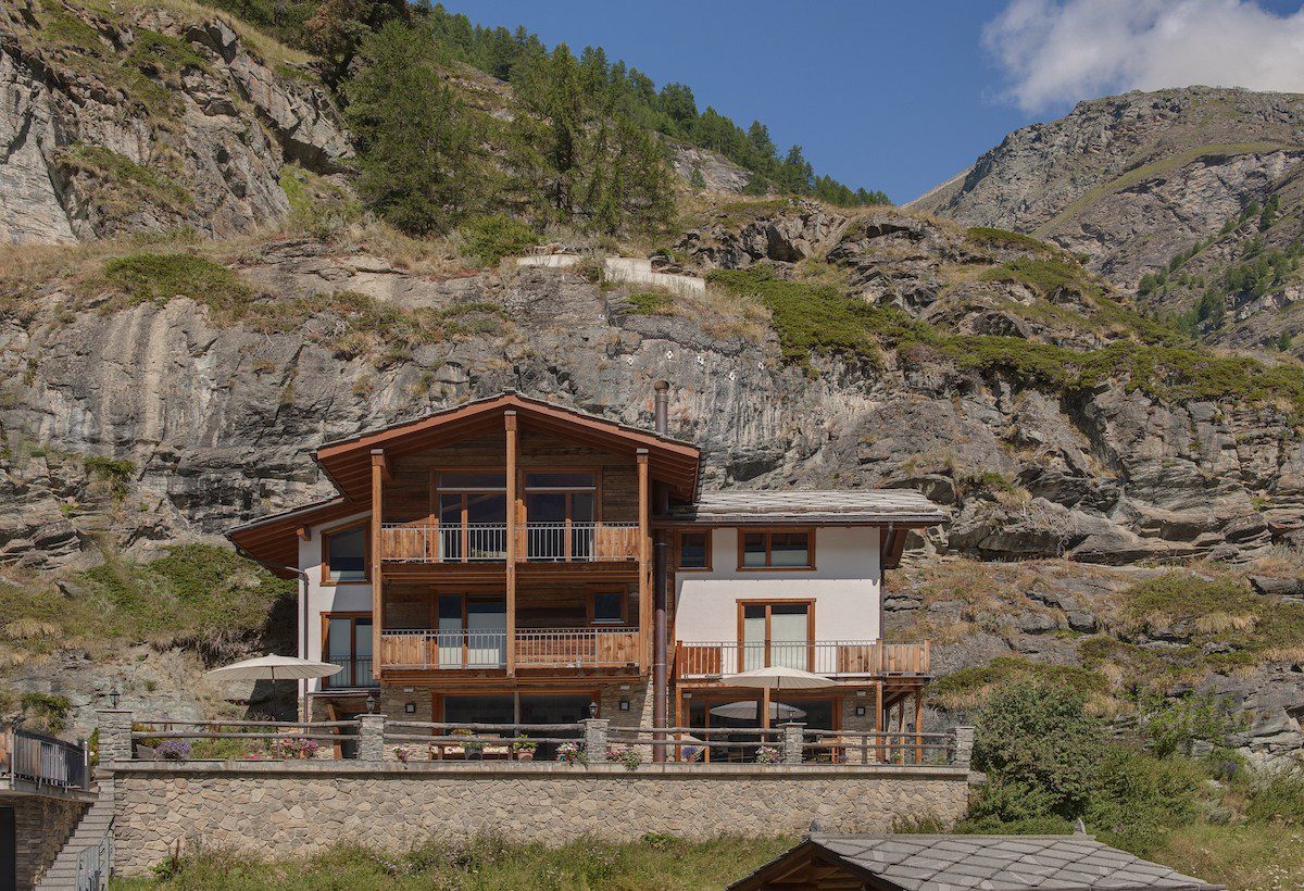 Chalet Image