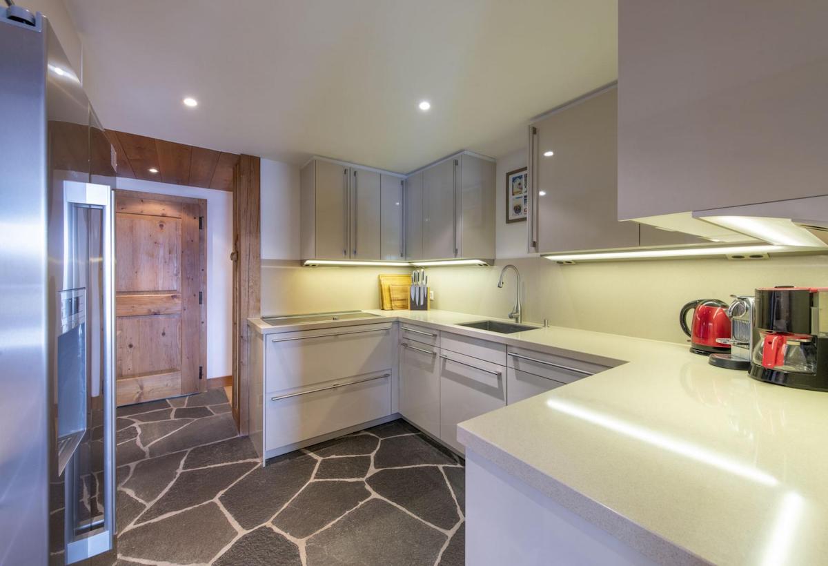 Chalet Image