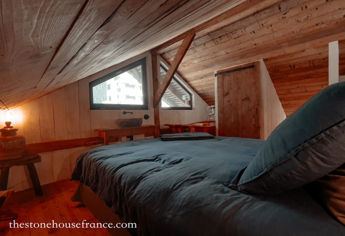 Chalet Image