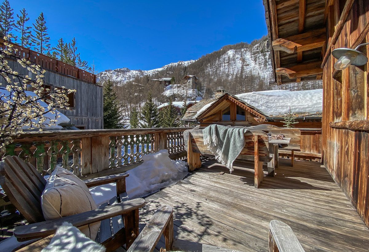 Chalet Image