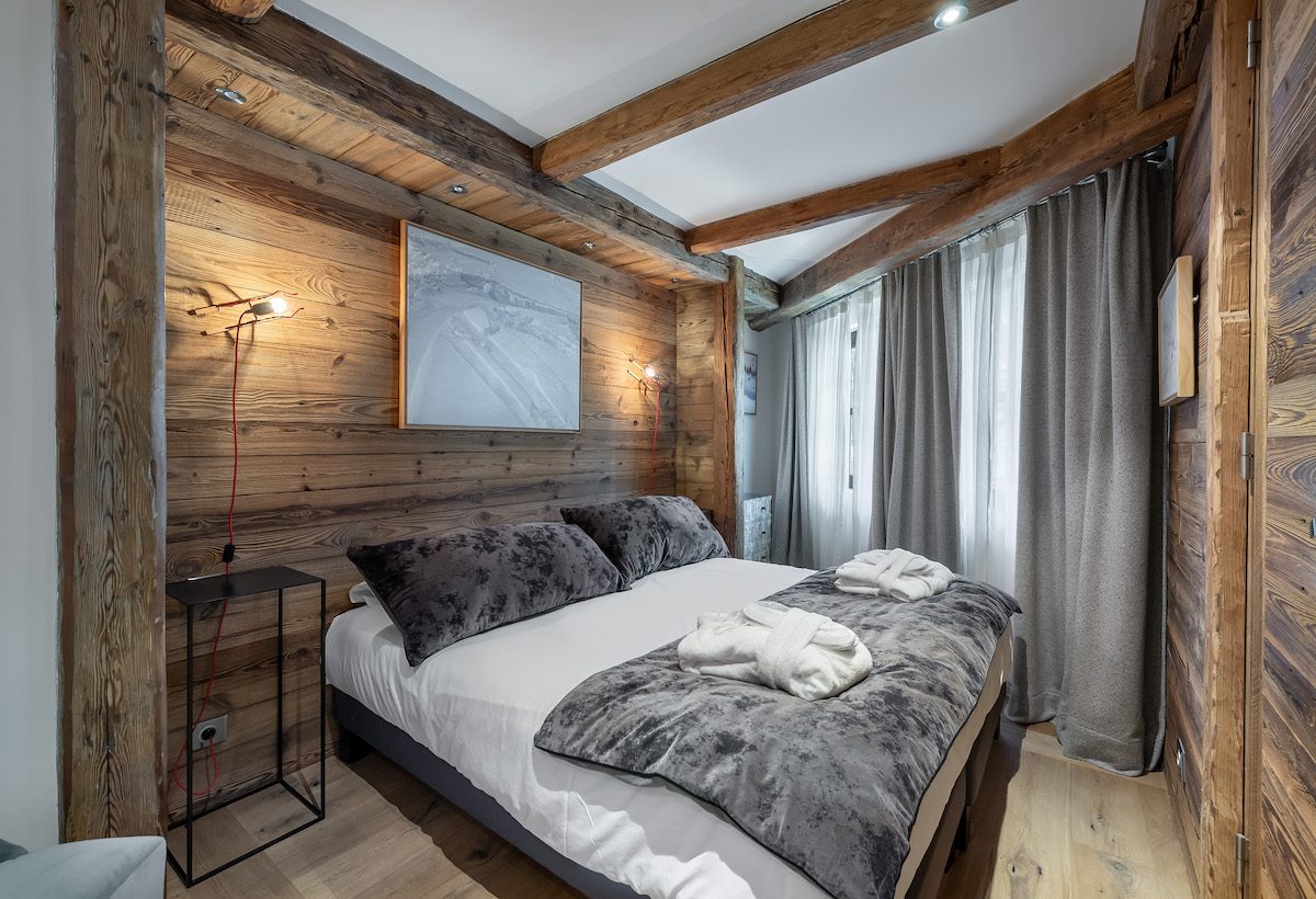 Chalet Image