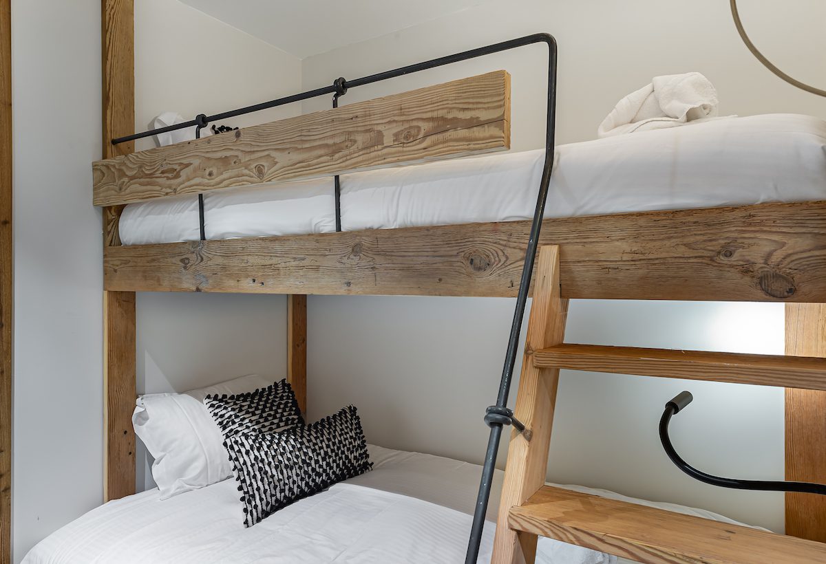 Chalet Image