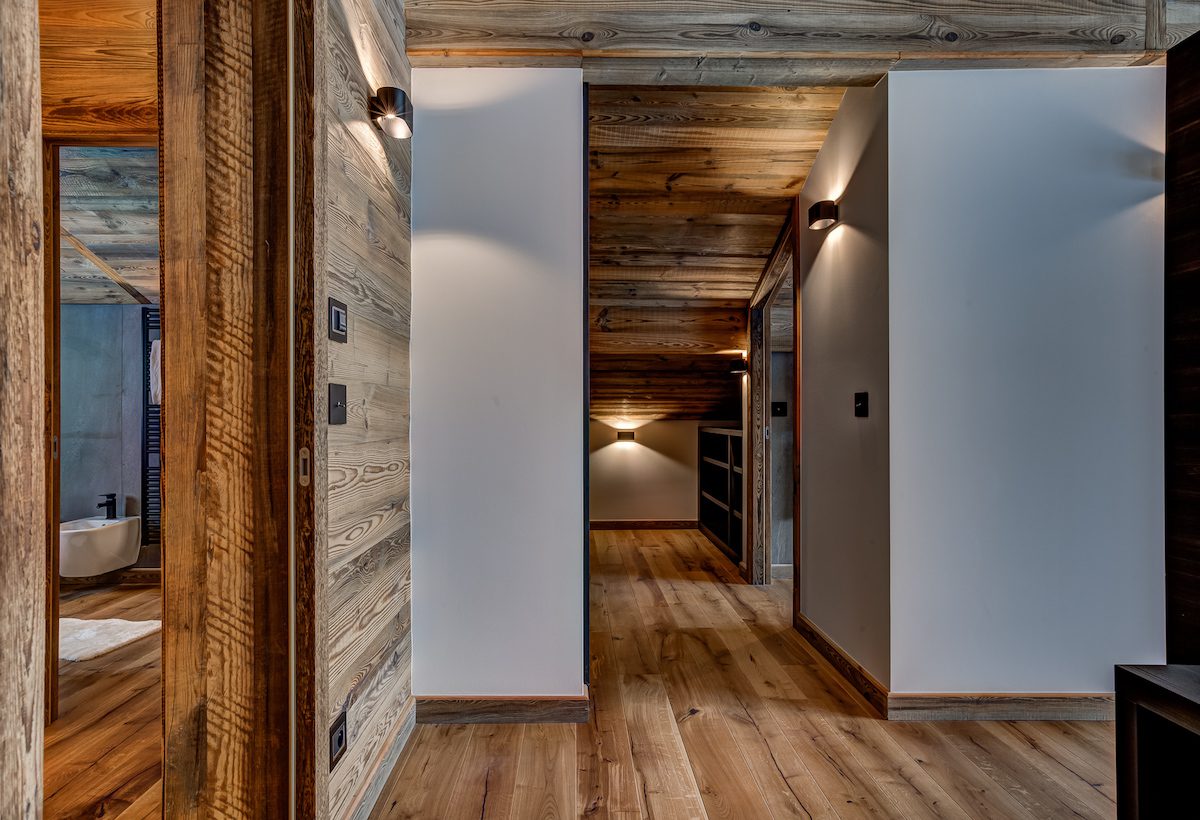 Chalet Image