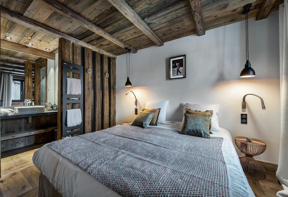 Chalet Image