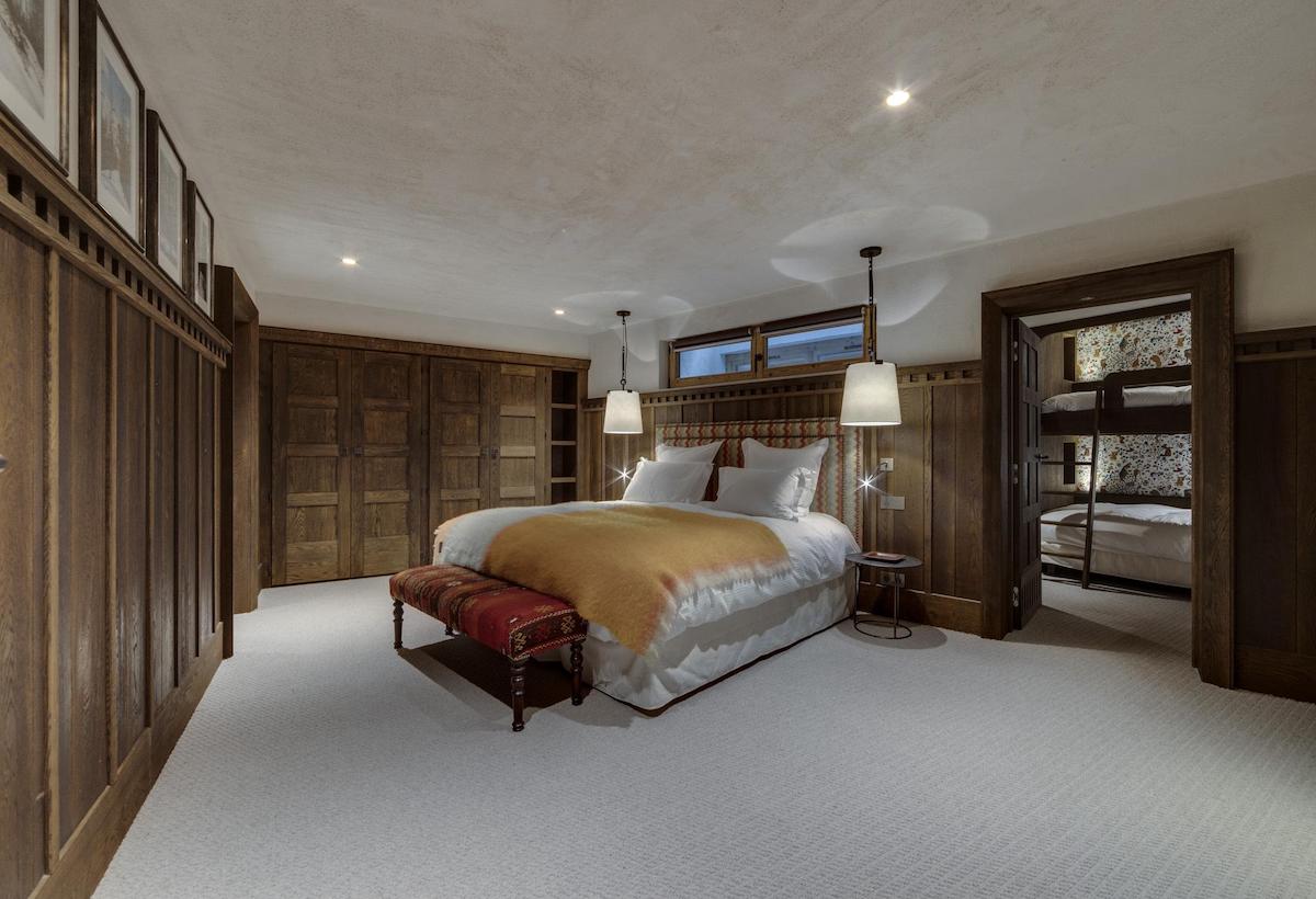 Chalet Image