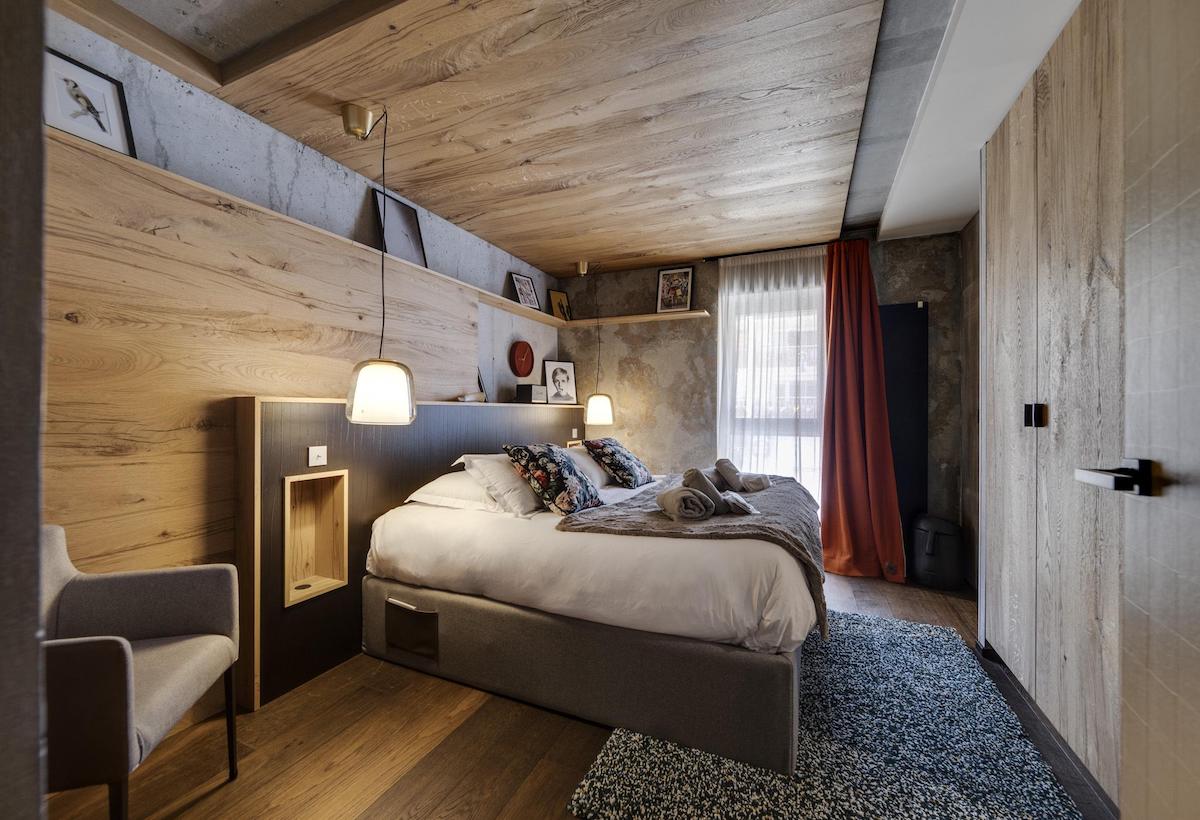 Chalet Image