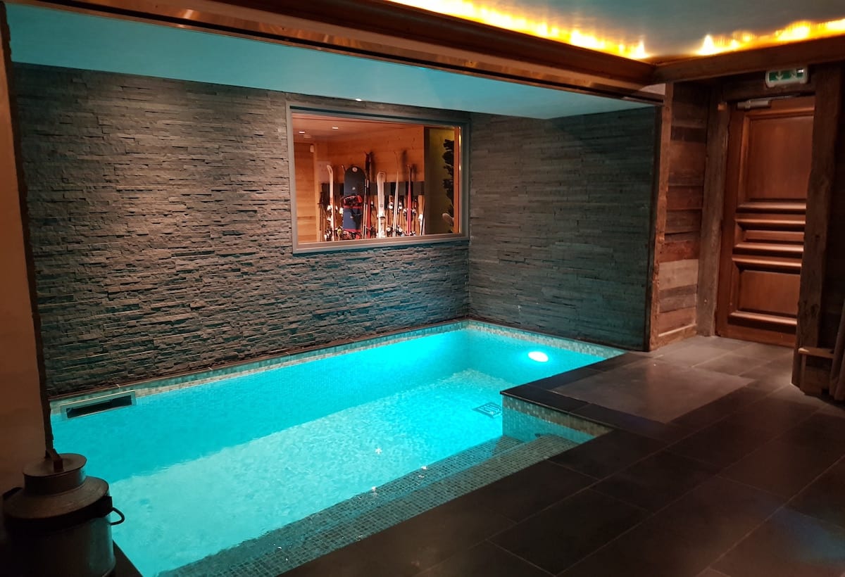 Chalet Image