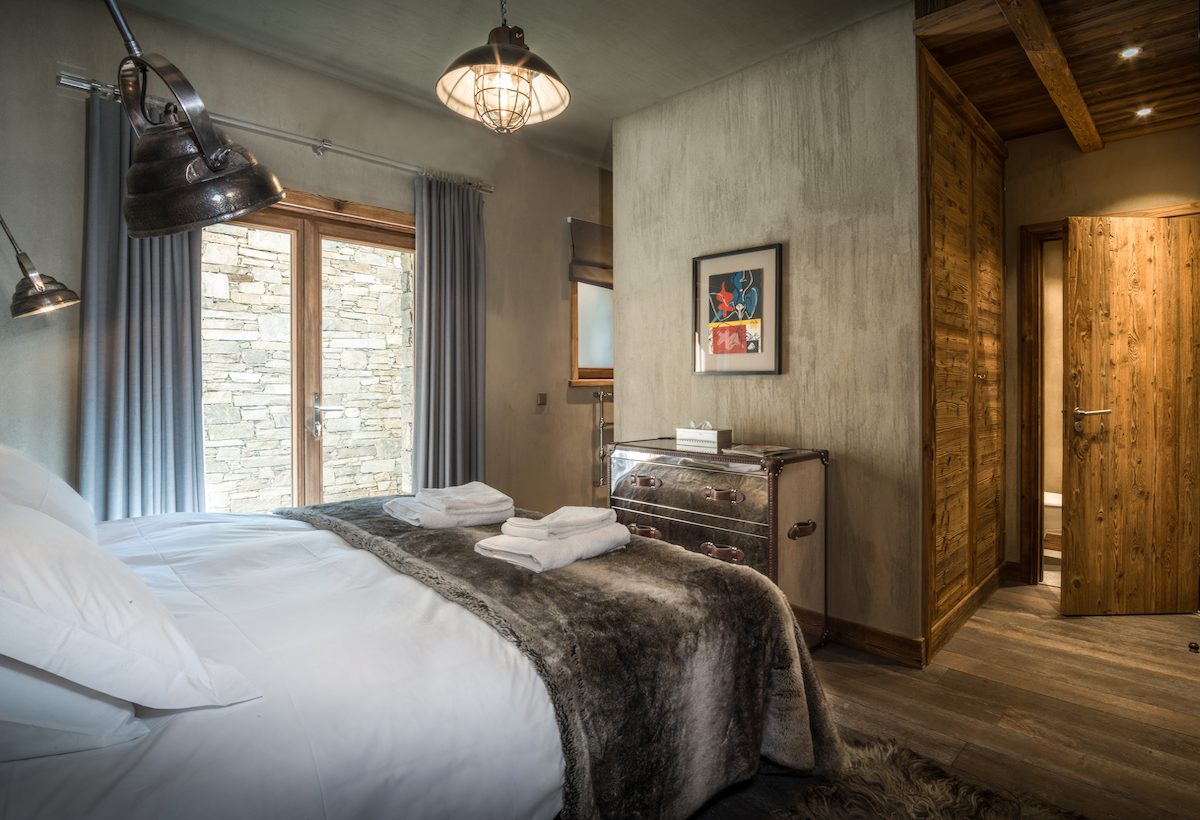 Chalet Image
