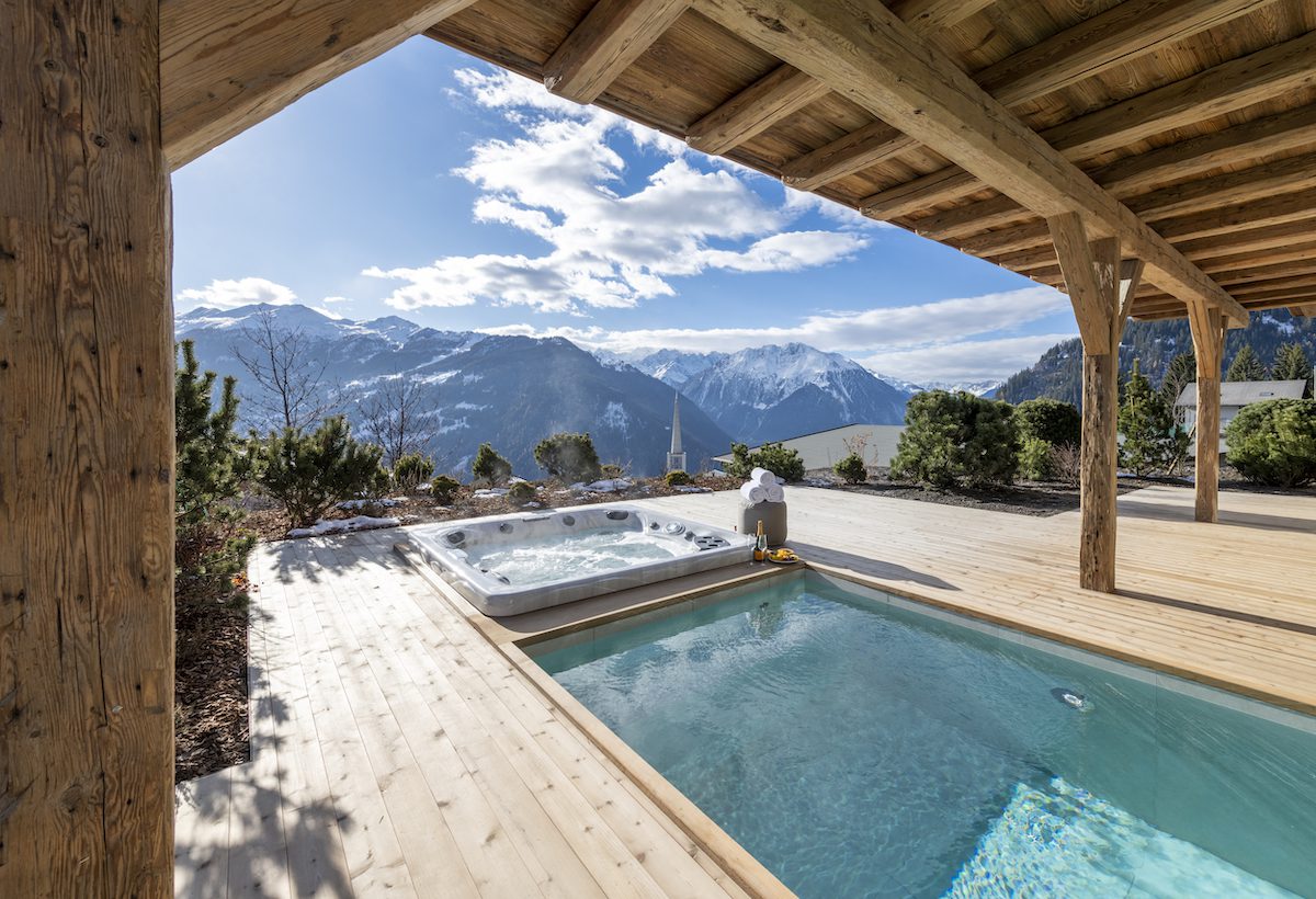 Chalet Image