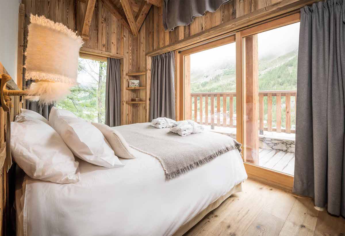 Chalet Image
