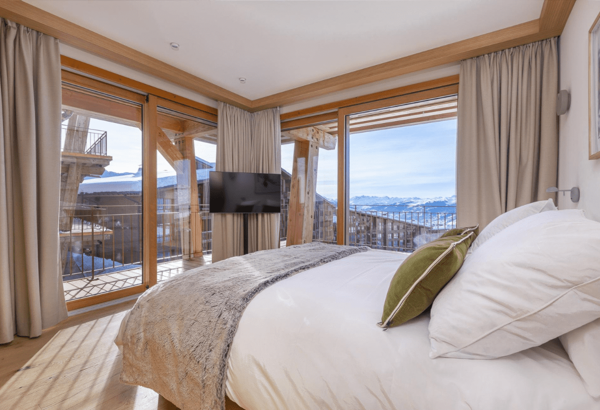 Chalet Image
