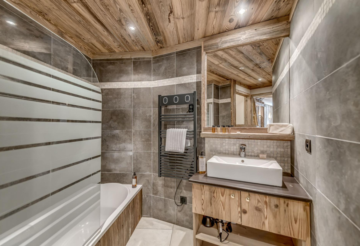 Chalet Image