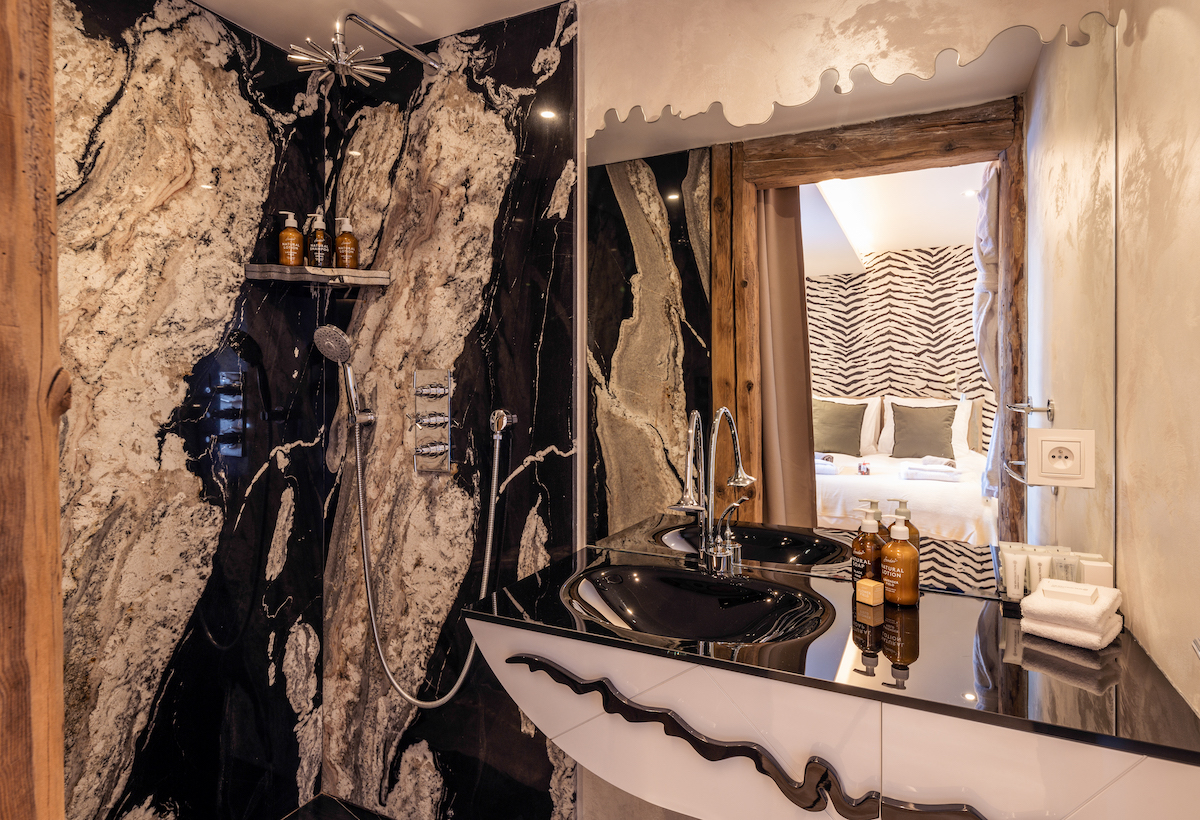 Chalet Image