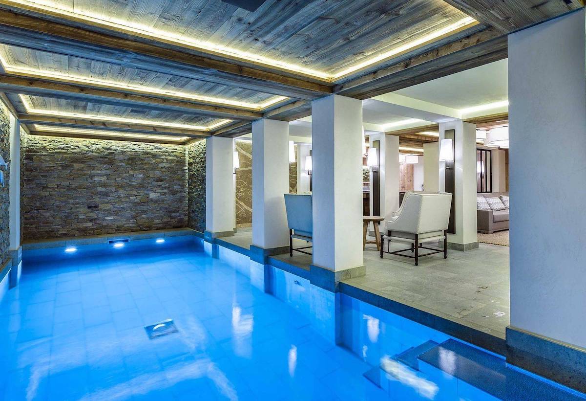 Chalet Les Bastidon, Courchevel 1850 – Courchevel 1850 luxury chalet
