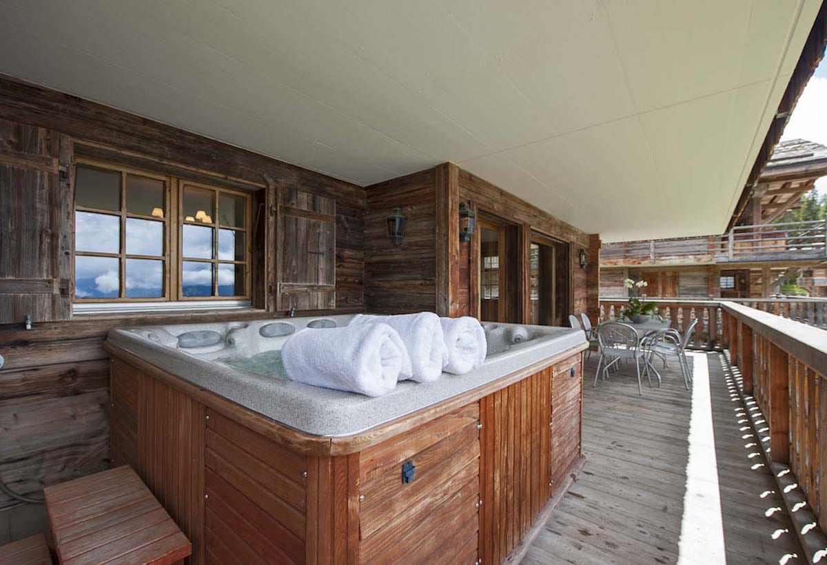Chalet Image