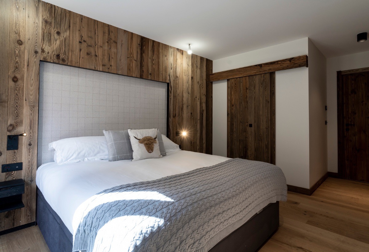 Chalet Image