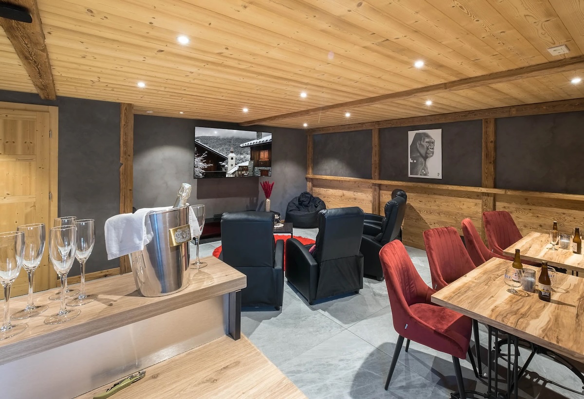 Chalet Image