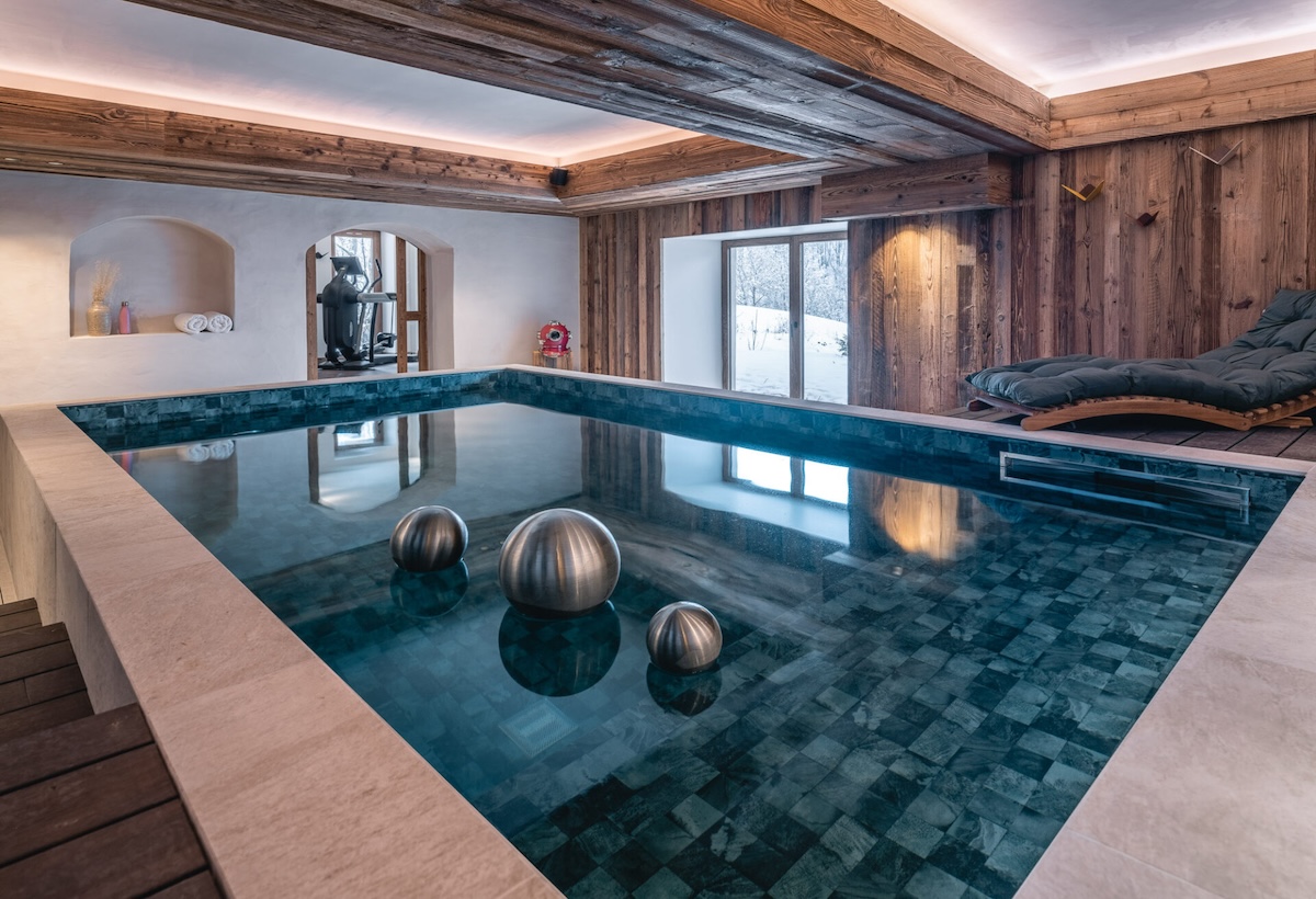 Chalet Des Amis, Meribel – Meribel luxury chalet