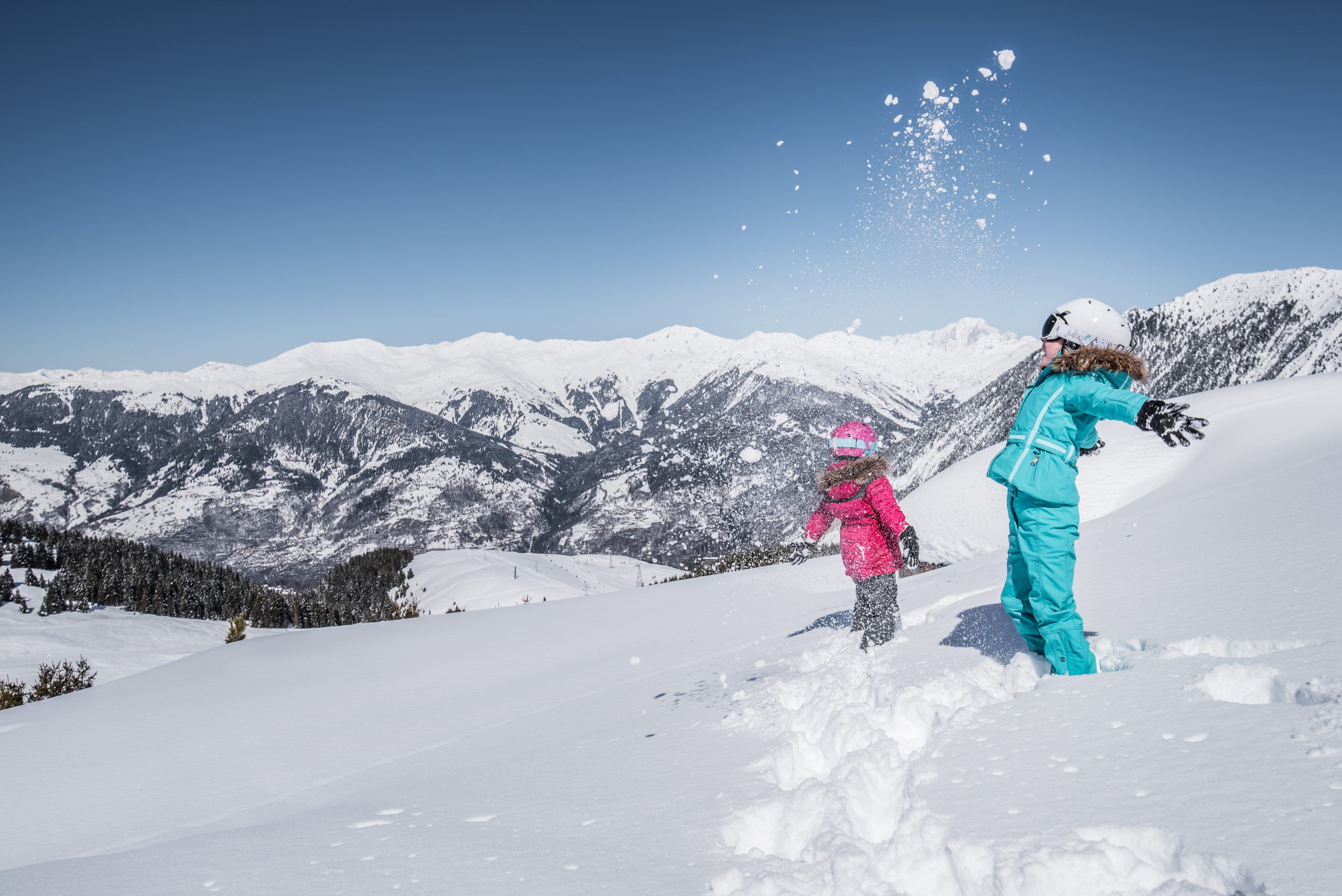 Best Luxury Ski Resorts For Skiing With Kids