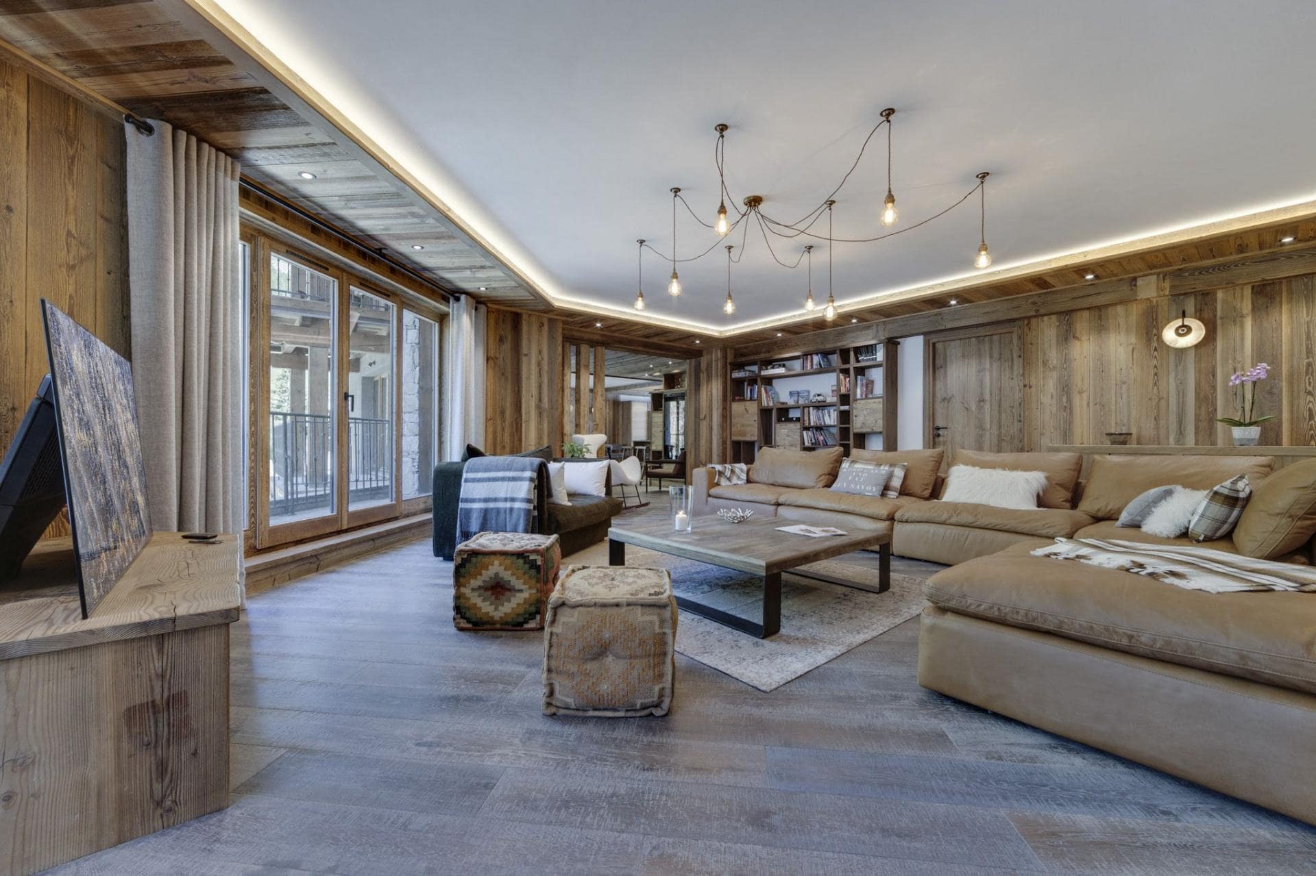 Chalet Image