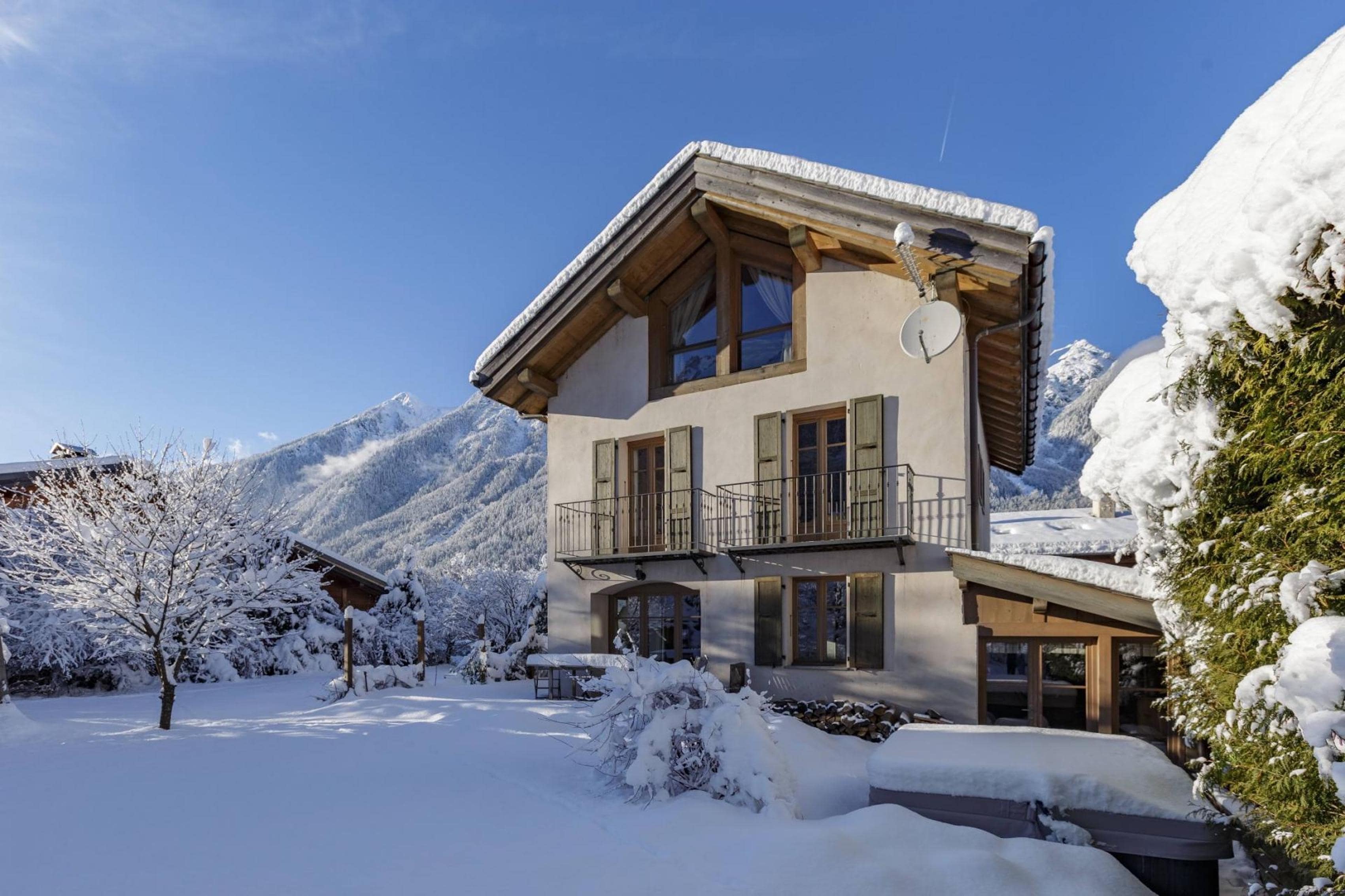 Chalet Image