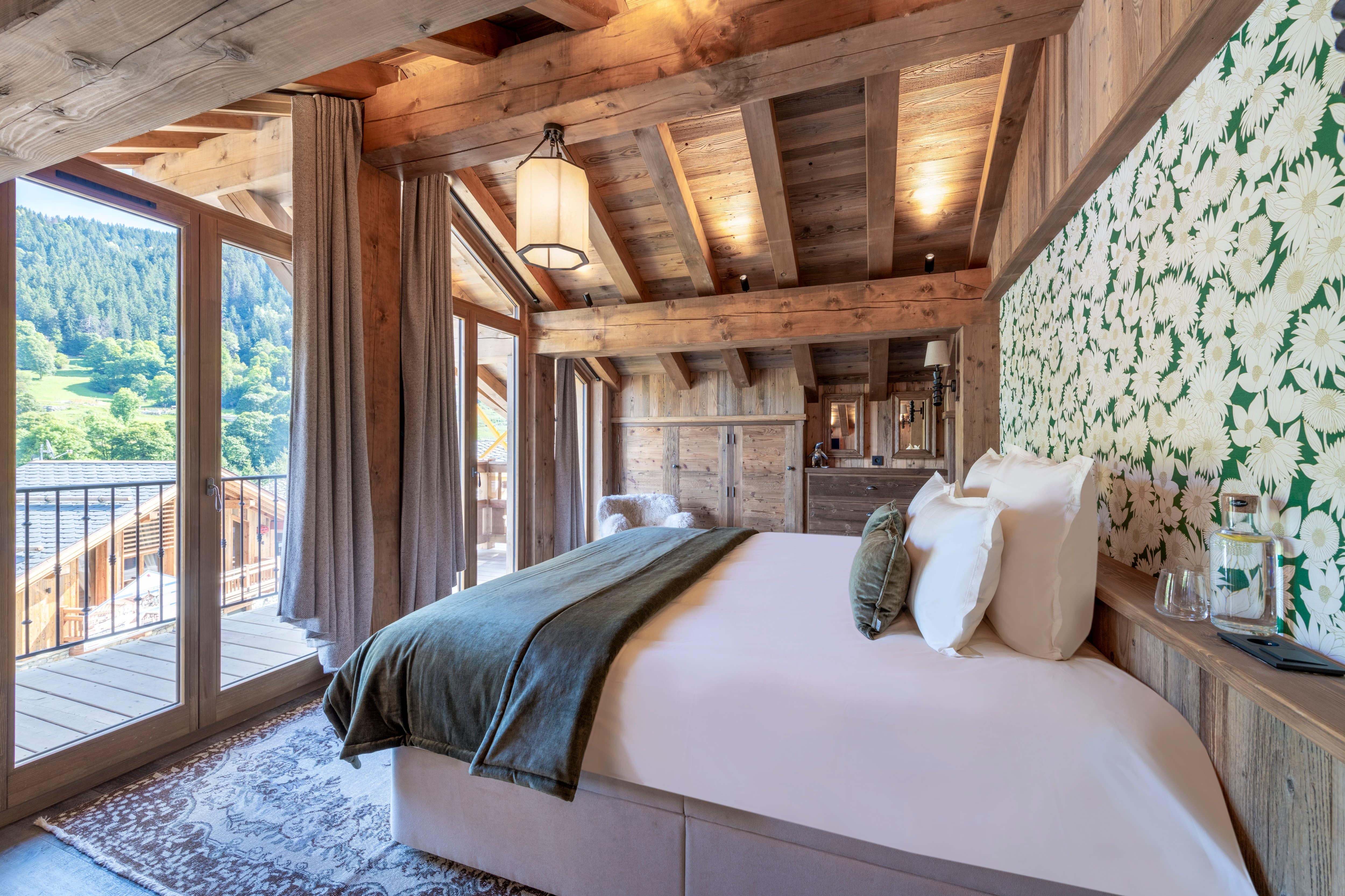 Chalet Image