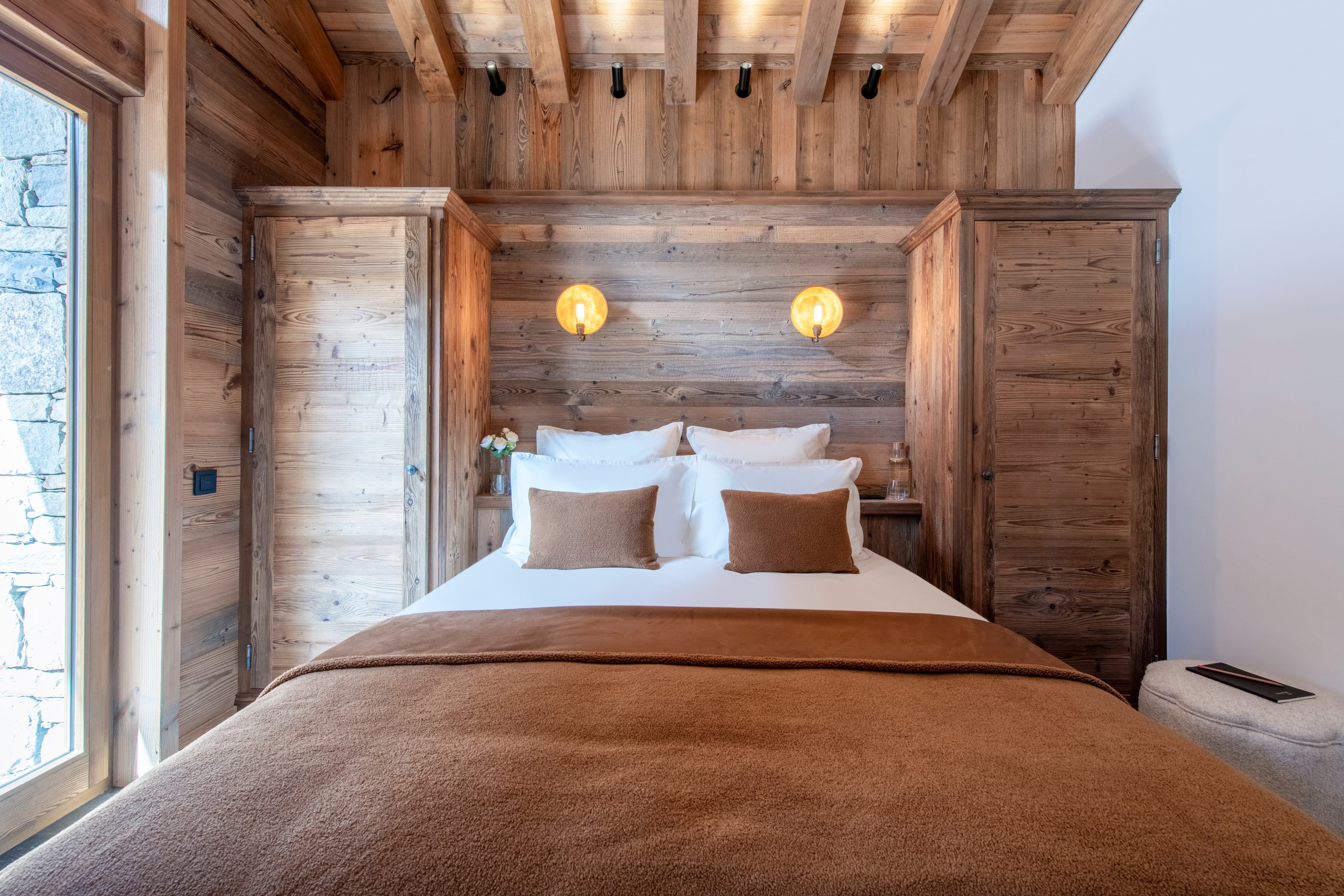 Chalet Image