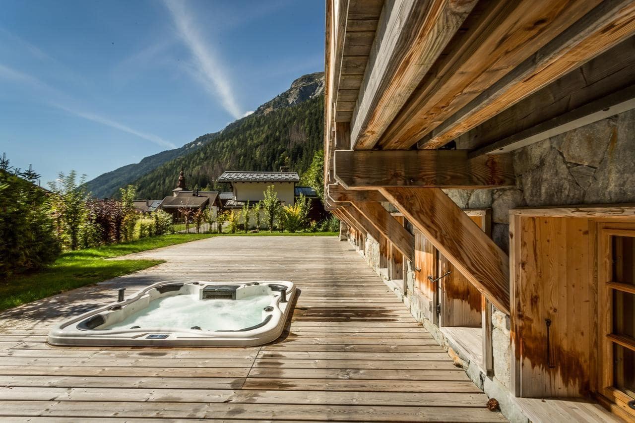 Chalet Image