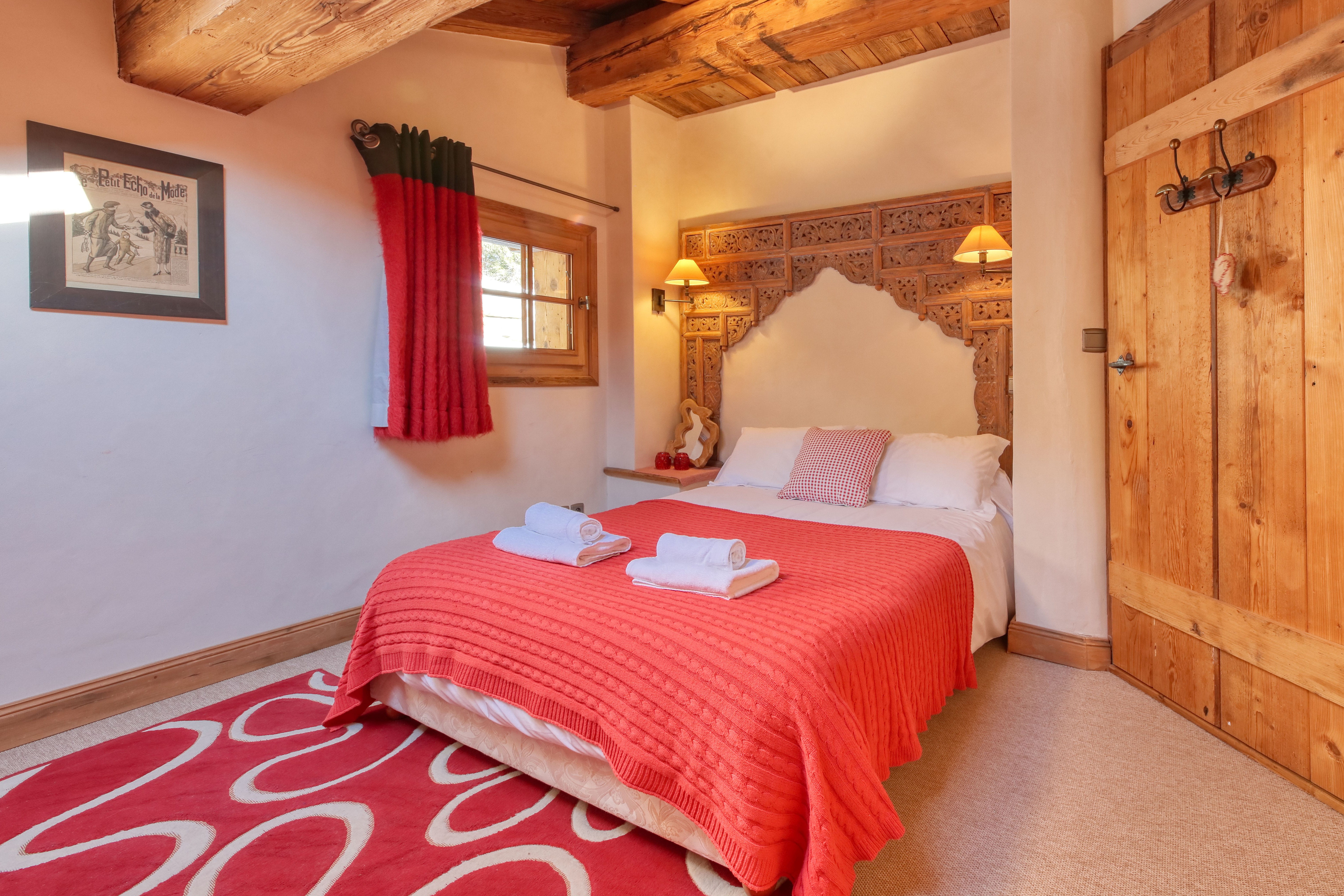Chalet Image
