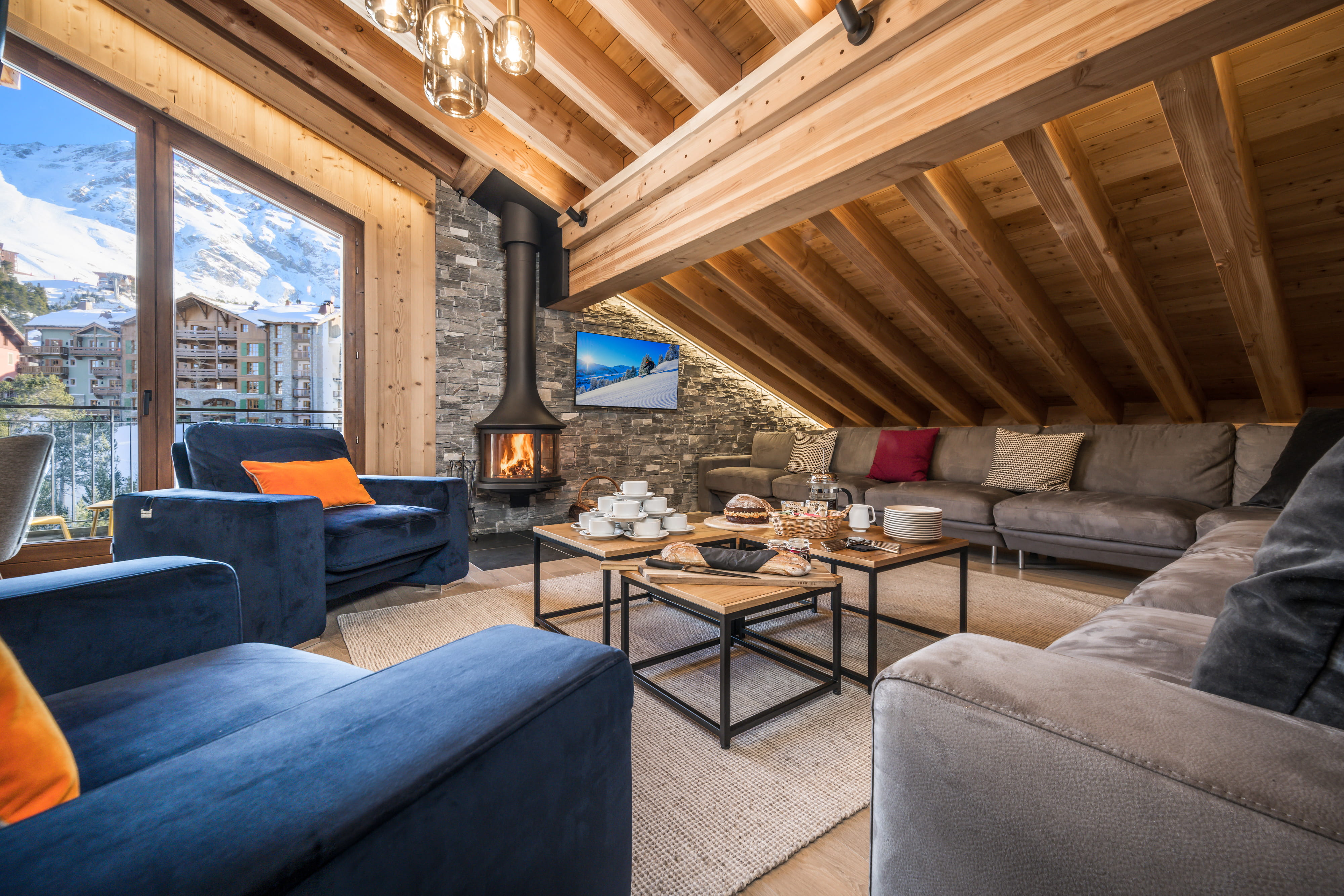 Chalet Image