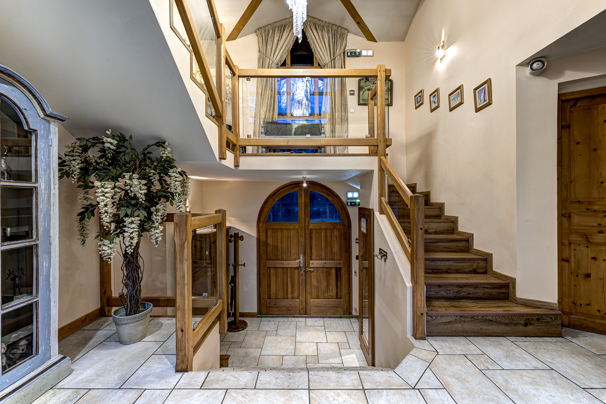 Chalet Image