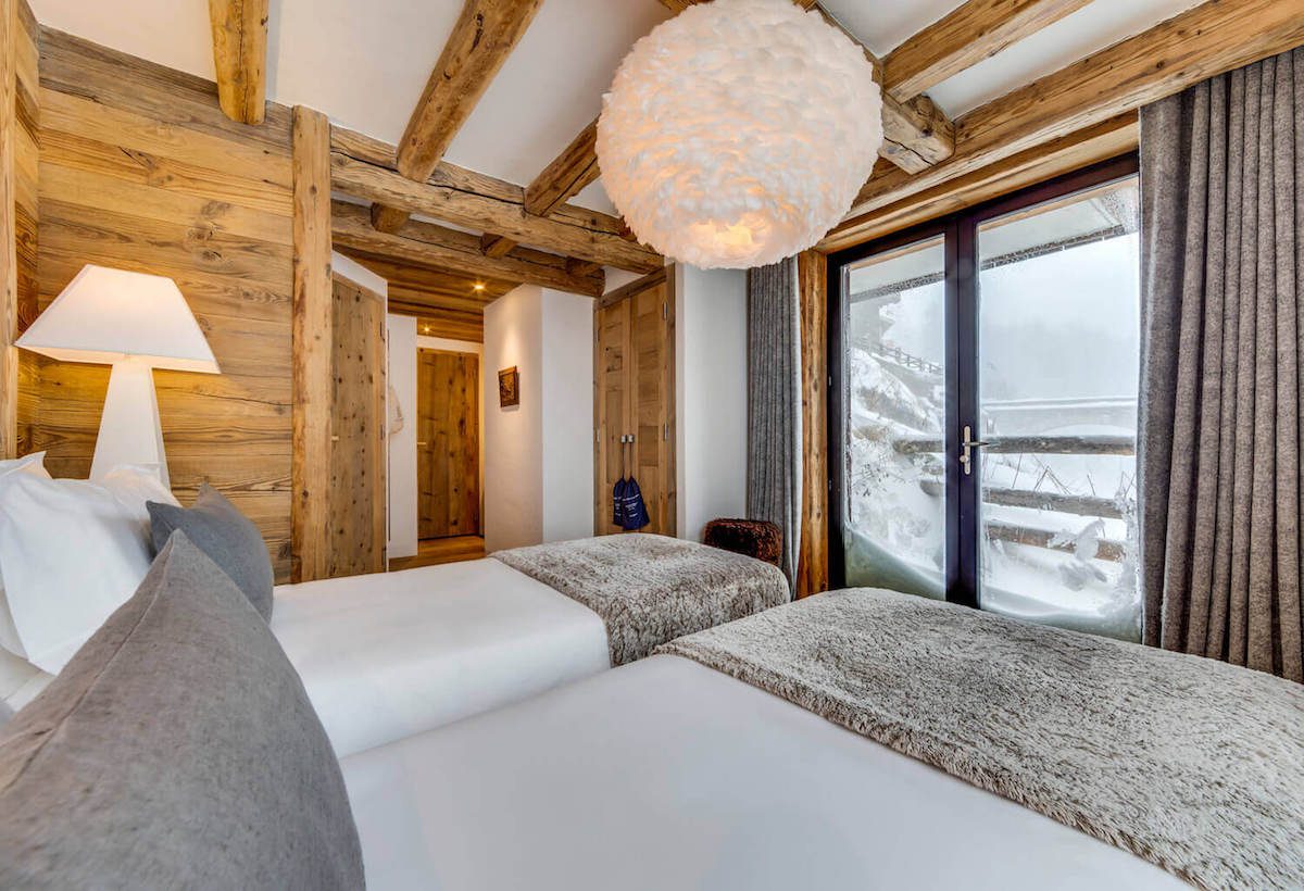 Chalet Image