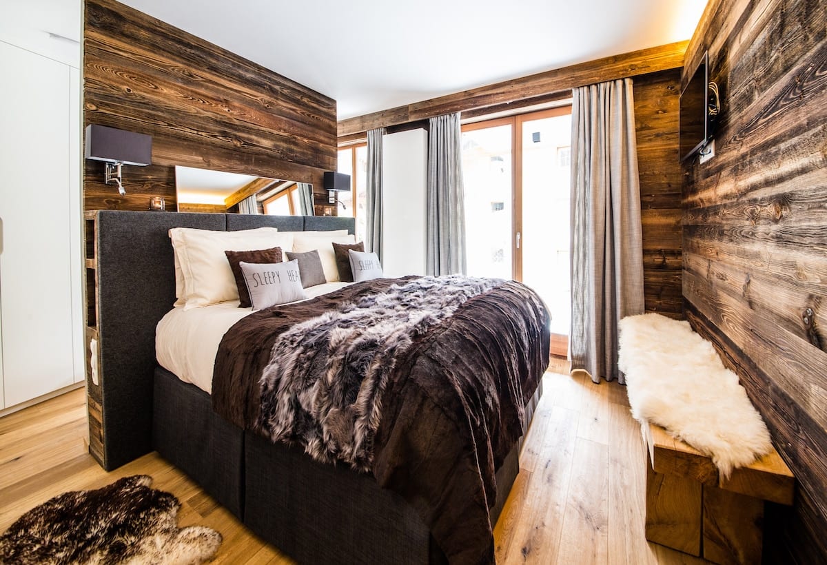 Chalet Image