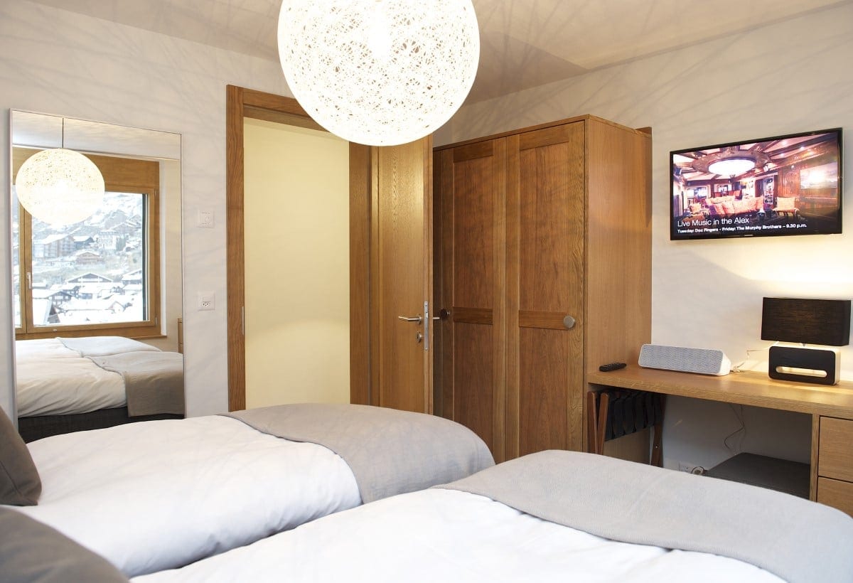 Chalet Image