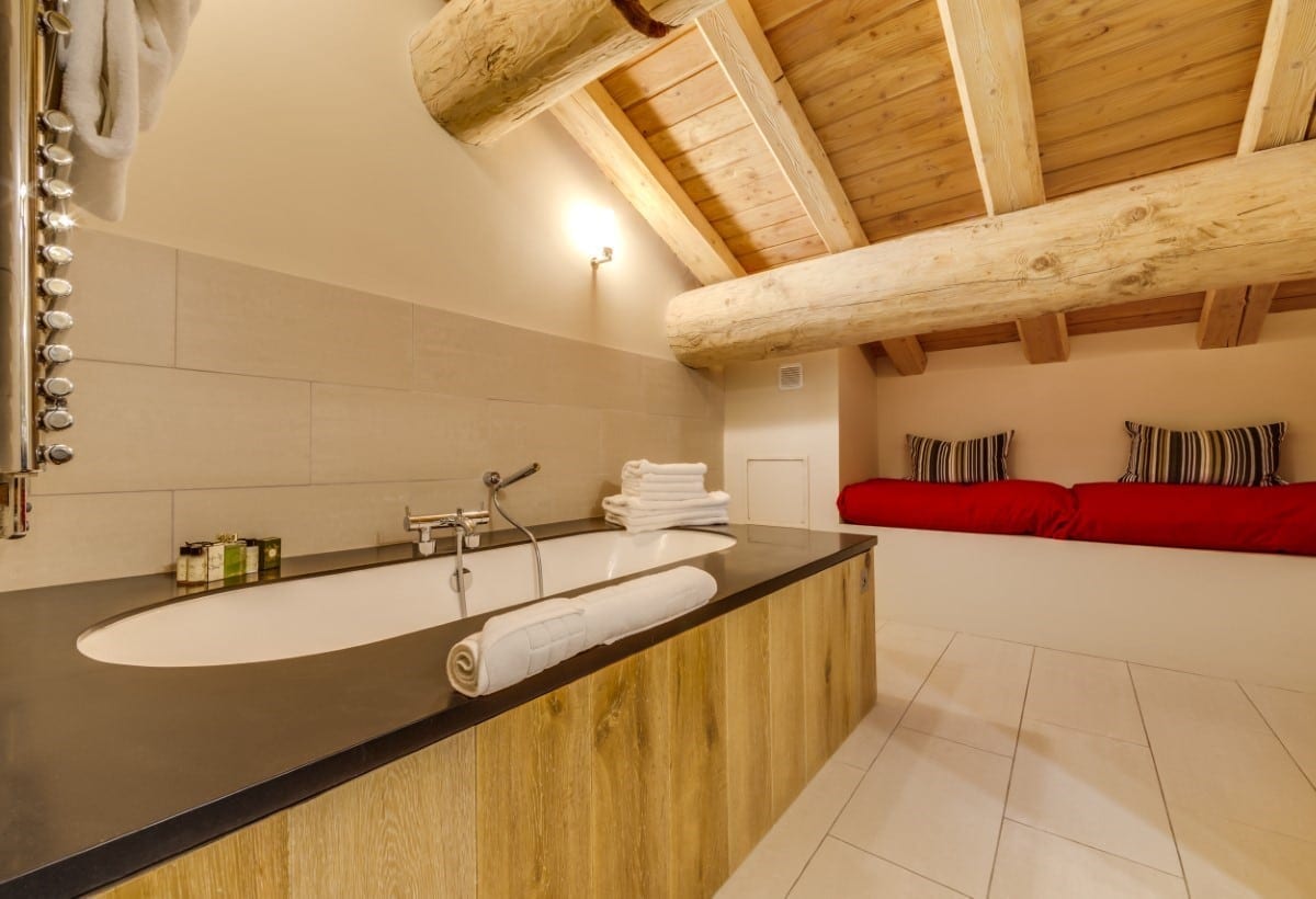 Chalet Image