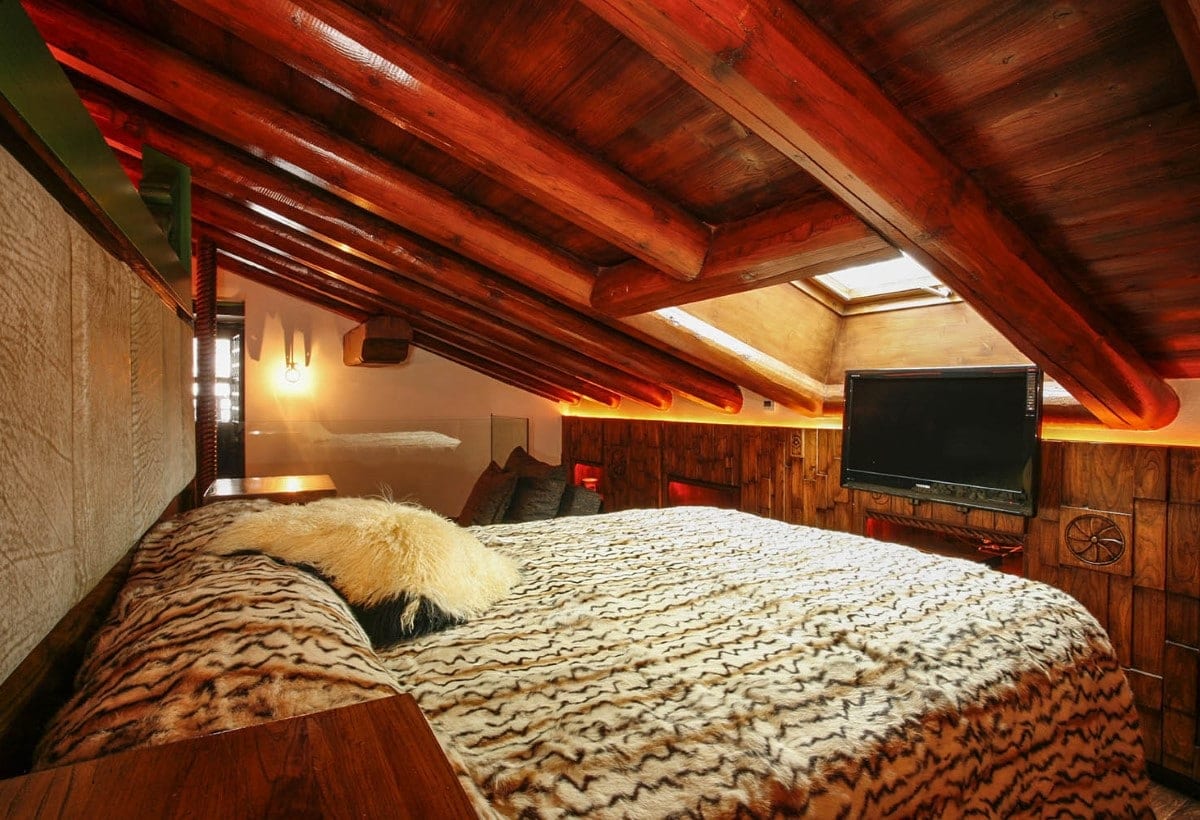 Chalet Image