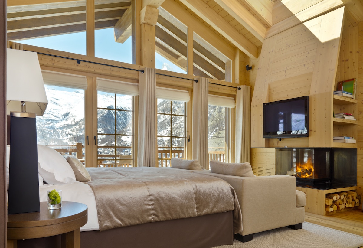 Chalet Image
