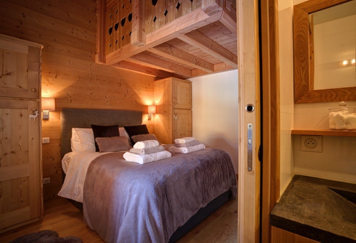 Chalet Image