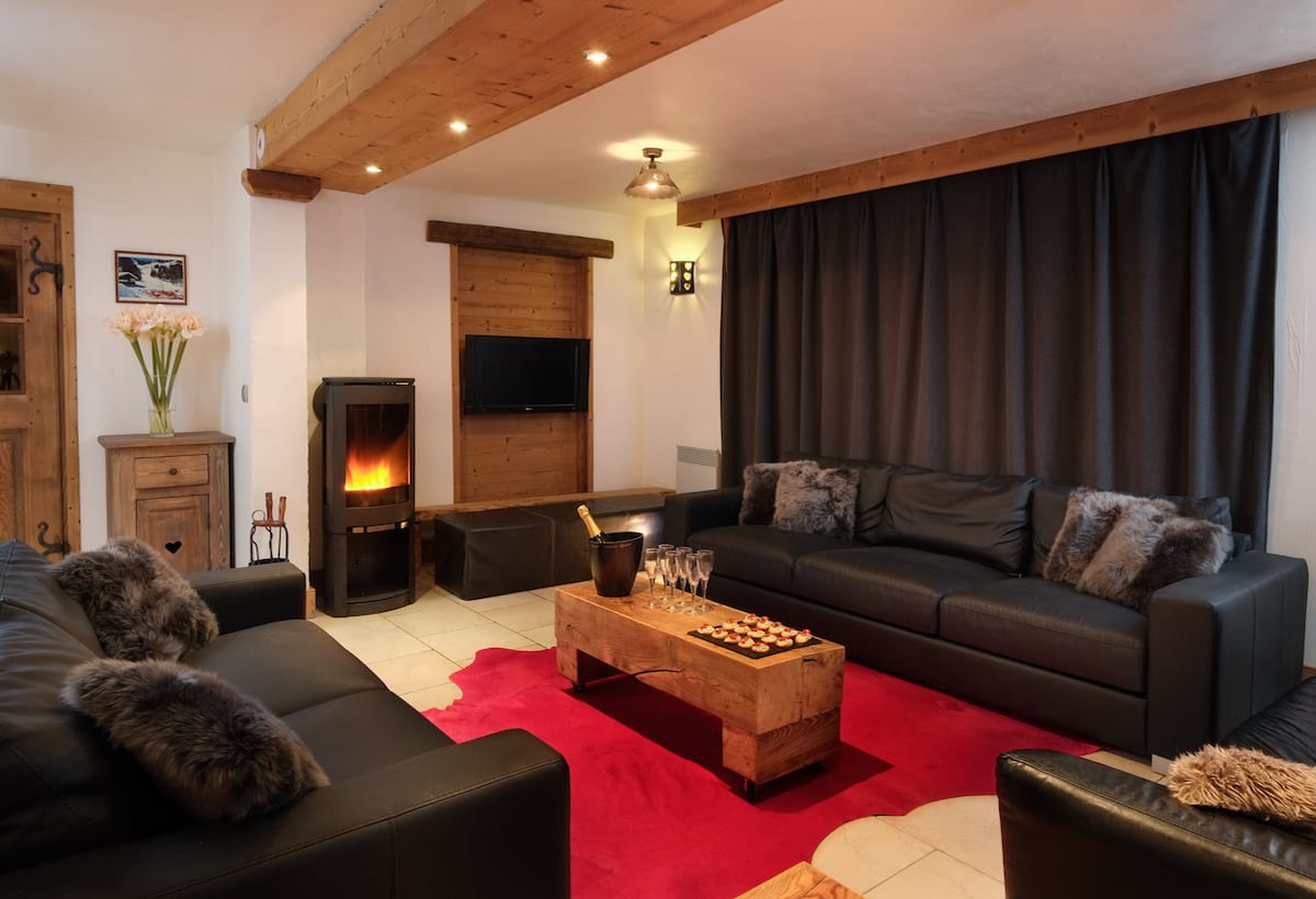 Chalet Image