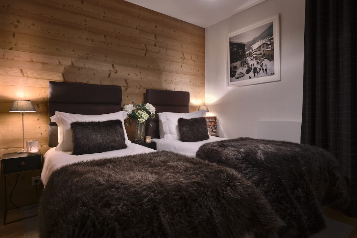 Chalet Image