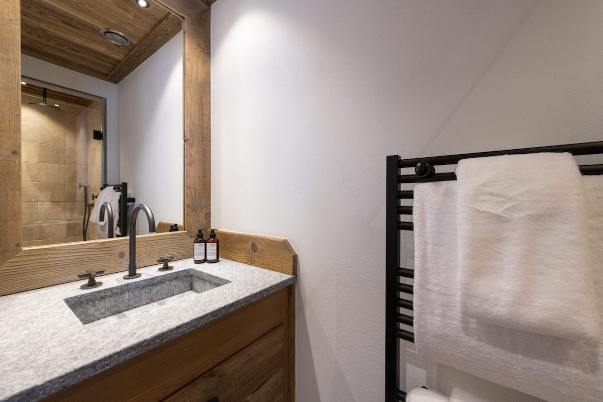 Chalet Image
